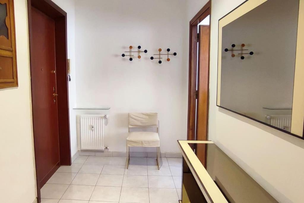 Happy Domus Roma - Giovagnoli Near Trastevere Apartment Exterior foto